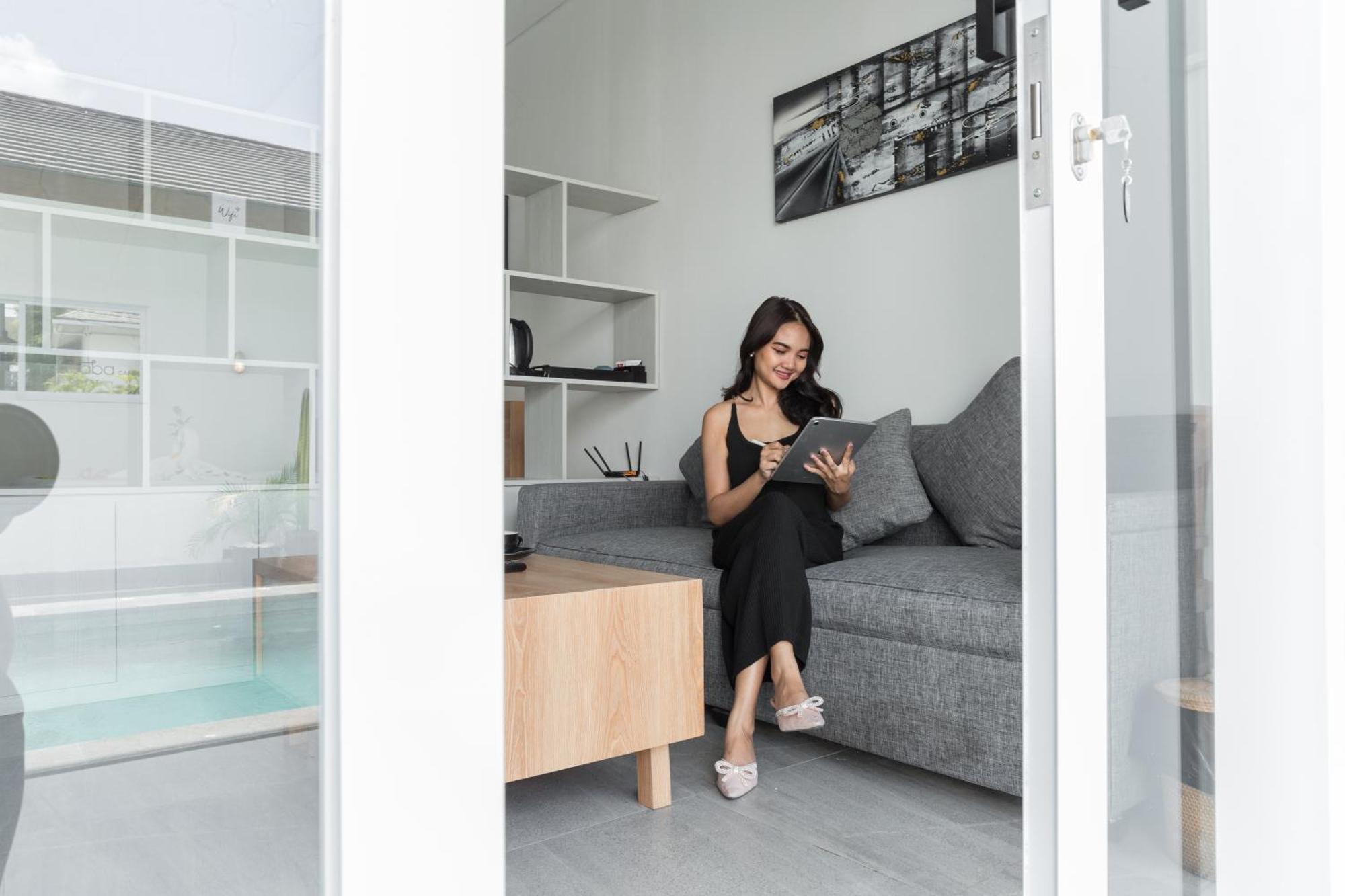 Maisaba Canggu Hotel & Coworking Space Zewnętrze zdjęcie